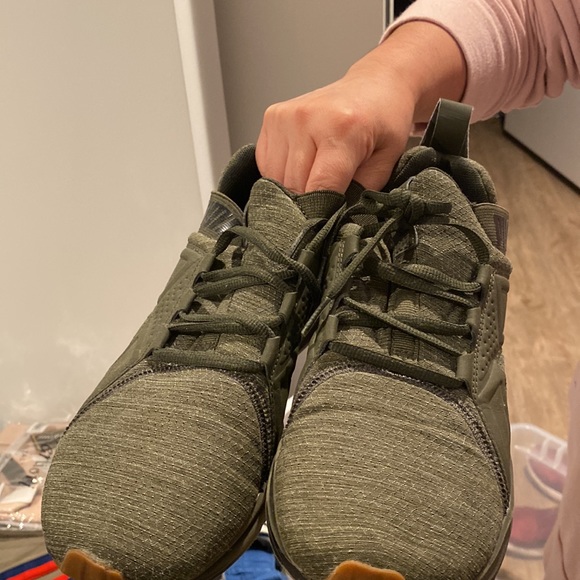 Boys puma shoes - Picture 2 of 2